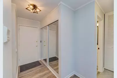 1475 Rebecca Drive #418, Hoffman Estates, IL 60169 - Photo 6