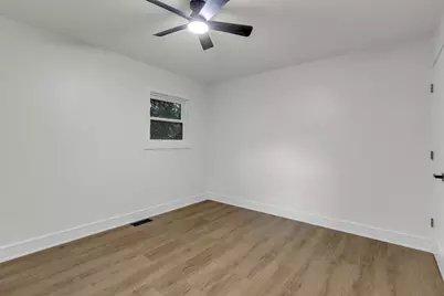 741 Sullivan Road, Aurora, IL 60506 - Photo 14