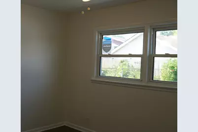 11612 S Harry J Rogowski Drive, Merrionette Park, IL 60803 - Photo 10