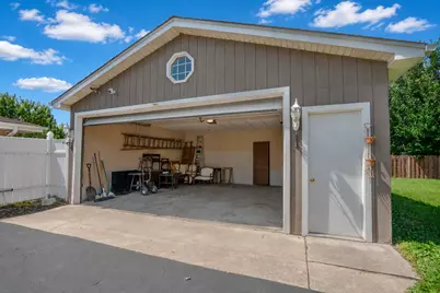 10808 S Rutherford Avenue, Worth, IL 60482 - Photo 20