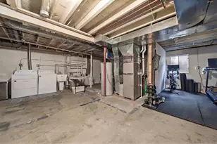 1031 Shari Ln, Libertyville, IL 60048 - Photo 22