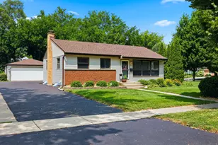 202 Bonnie Brae Ave, Itasca, IL 60143 - Photo 1