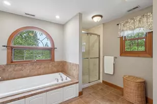 2203 Crystal Way, Crystal Lake, IL 60012 - Photo 26