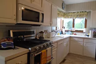 8719 N Oriole Ave, Niles, IL 60714 - Photo 6