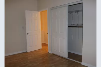 9259 Hamlin Avenue, Des Plaines, IL 60016 - Photo 8