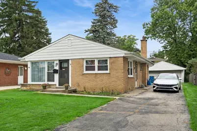 620 N Main Street, Mount Prospect, IL 60056 - Photo 1