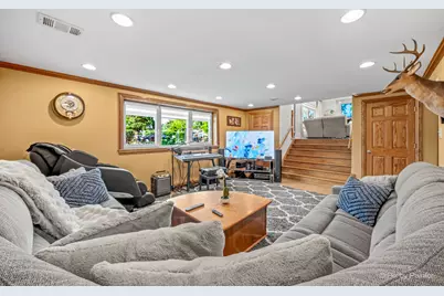 1241 Fargo Avenue, Des Plaines, IL 60018 - Photo 28
