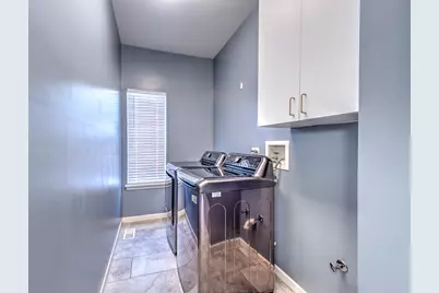1810 Van Dyke Lane, Carpentersville, IL 60110 - Photo 18