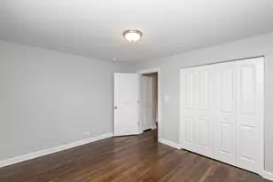 6807 N Ridge Blvd, Chicago, IL 60645 - Photo 10