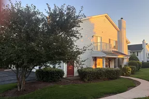 1609 Durham Ct, Darien, IL 60561 - Photo 2