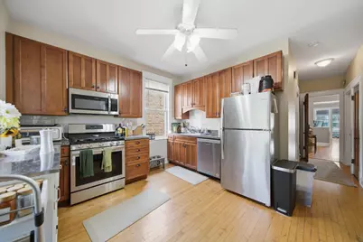 4442 N Sacramento Avenue, Chicago, IL 60625 - Photo 4
