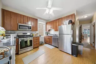 4442 N Sacramento Ave, Chicago, IL 60625 - Photo 4