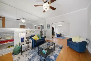4442 N Sacramento Ave, Chicago, IL 60625 - Photo 6