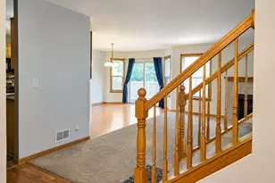2297 N Arapahoe Trail, Round Lake Heights, IL 60073 - Photo 4