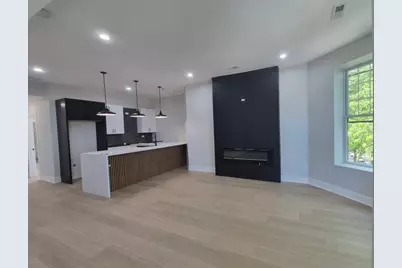 6141 S Greenwood Avenue #1, Chicago, IL 60637 - Photo 2