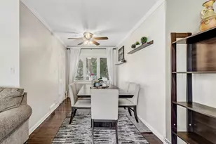 2023 Cedar St, Des Plaines, IL 60018 - Photo 14