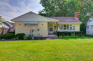 2023 Cedar St, Des Plaines, IL 60018 - Photo 1