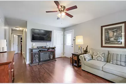 344 N Princeton Avenue, Villa Park, IL 60181 - Photo 6