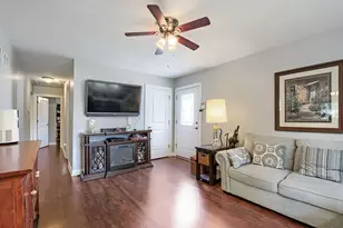 344 N Princeton Ave, Villa Park, IL 60181 - Photo 6