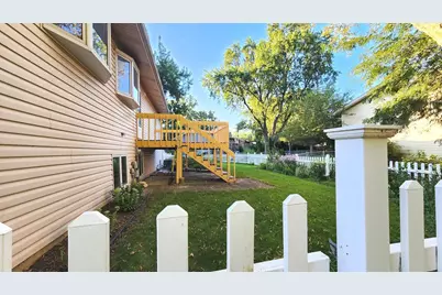 132 N Kitson Drive, Palatine, IL 60074 - Photo 4