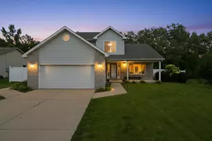 2555 Cobblestone Ct, Morris, IL 60450 - Photo 1