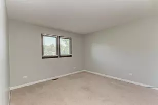 22812 Wentworth Ave, Steger, IL 60475 - Photo 18