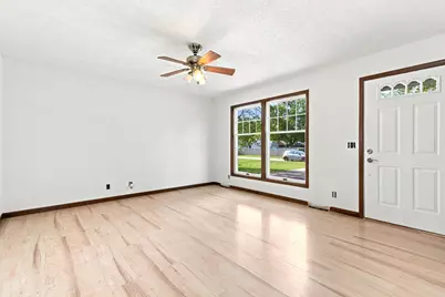 335-337 W 1st Street, Braidwood, IL 60408 - Photo 2