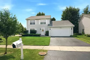 2798 Jenna Cir, Montgomery, IL 60538 - Photo 2