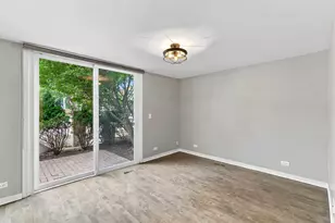 1745 W Wellington Ave, Chicago, IL 60657 - Photo 24