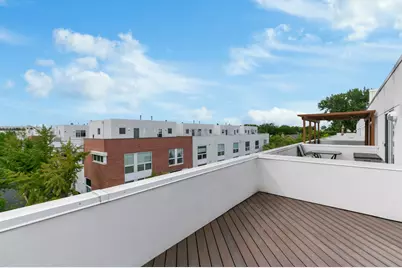 1745 W Wellington Avenue, Chicago, IL 60657 - Photo 22