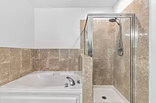 1745 W Wellington Ave, Chicago, IL 60657 - Photo 18