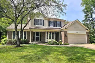 1305 Dancer Ct, Libertyville, IL 60048 - Photo 1