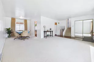 604 N Wilshire Dr, Mount Prospect, IL 60056 - Photo 6