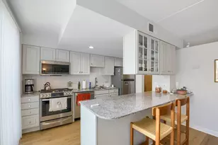 5472 S Dorchester Ave, Chicago, IL 60615 - Photo 10