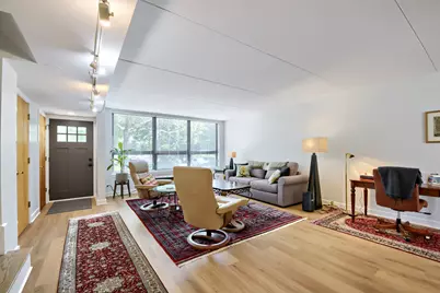 5472 S Dorchester Avenue, Chicago, IL 60615 - Photo 2
