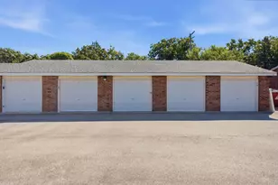 511 Leah Ln, Woodstock, IL 60098 - Photo 16