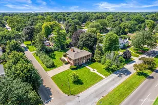 1434 W Downer Pl, Aurora, IL 60506 - Photo 30
