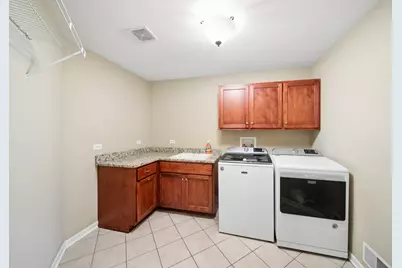 415 Ranch Road, Wheaton, IL 60187 - Photo 18