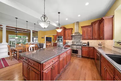 415 Ranch Road, Wheaton, IL 60187 - Photo 4
