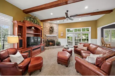 415 Ranch Road, Wheaton, IL 60187 - Photo 6