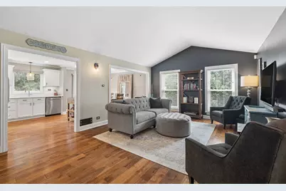 2296 Briarhill Drive, Naperville, IL 60565 - Photo 4