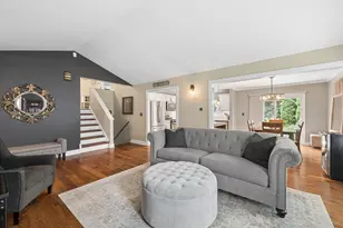 2296 Briarhill Dr, Naperville, IL 60565 - Photo 6