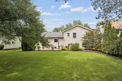 2296 Briarhill Drive, Naperville, IL 60565 - Photo 24