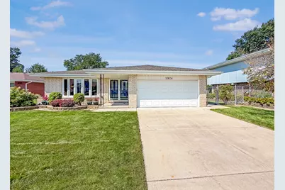 10614 S 84th Avenue, Palos Hills, IL 60465 - Photo 2