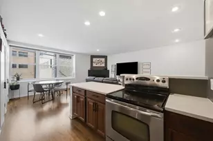 2343 N Greenview Ave, Chicago, IL 60614 - Photo 8