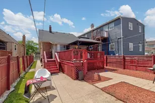 2705 N Oak Park Ave, Chicago, IL 60707 - Photo 10