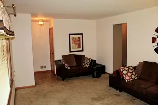 16421 Evans Ave, South Holland, IL 60473 - Photo 4