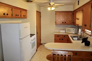 16421 Evans Ave, South Holland, IL 60473 - Photo 6