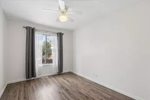 415 Tyler Ct, Vernon Hills, IL 60061 - Photo 18