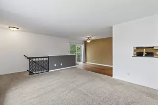 1567 Timberwood Ct, Sycamore, IL 60178 - Photo 8